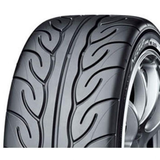 Yokohama Advan-Neova AD08RS 235/45 R 17 94W